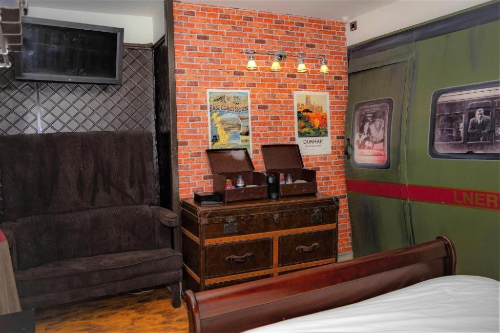 Oyo The Townhouse Ξενοδοχείο Ντάρχαμ Εξωτερικό φωτογραφία